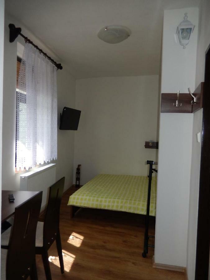 Ubytovani Ronsperk Pobezovice Exterior foto